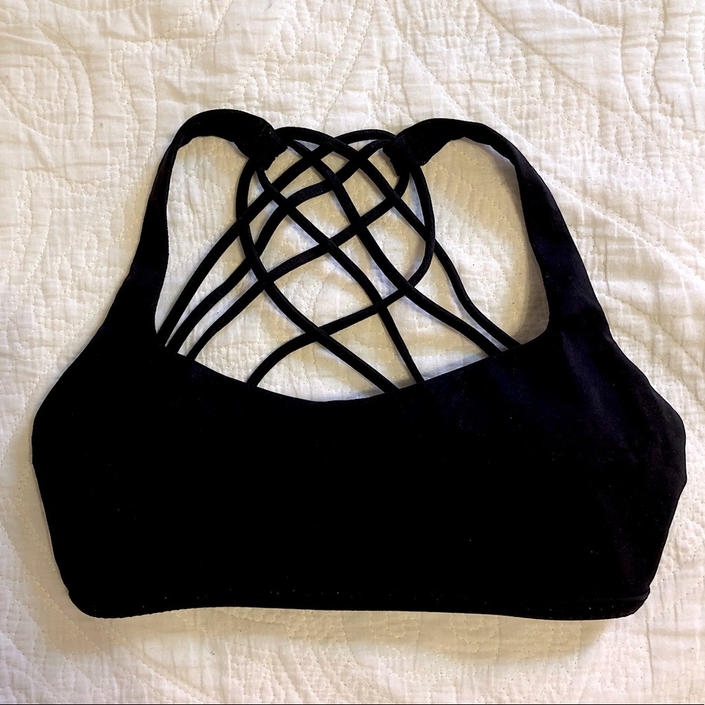 Lululemon Free to Be Wild Bra